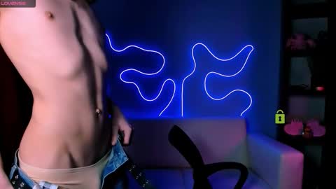 kyleberry_ online show from 11.06.25