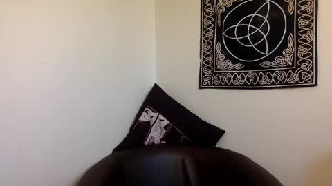 Kylianna online show from 12.04.25