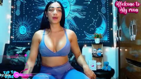 Snapshot of kylie_capricorn chatting on 01.10.25 kylie online show from 01.10.25