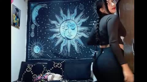 Snapshot of kylie_capricorn chatting on 02.18.25 kylie online show from 02.18.25