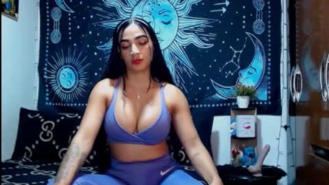 Snapshot of kylie_capricorn chatting on 09.24.25 kylie online show from 09.24.25