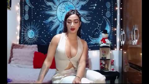 Snapshot of kylie_capricorn chatting on 01.11.26 kylie online show from 01.11.26