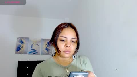 Snapshot of kylie_loveee chatting on 10.30.25 Paola online show from 10.30.25