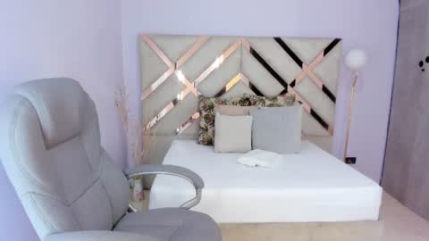 Kylie Reyes  online show from 06.30.26