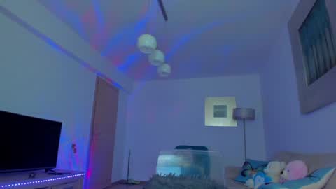 Snapshot of kylieety chatting on 01.31.25 KYLIE online show from 01.31.25