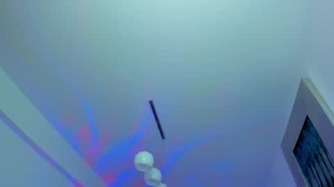 Snapshot of kylieety chatting on 03.04.25 KYLIE online show from 03.04.25