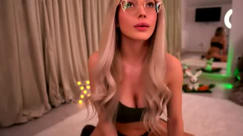 Kylie online show from 04.04.26