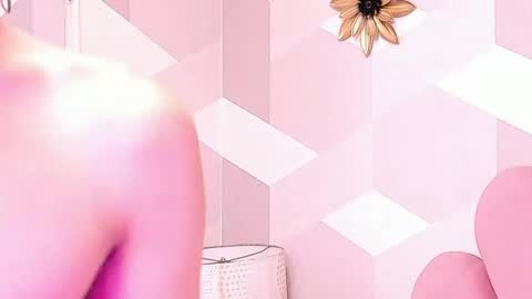 Kylie jl online show from 05.17.26