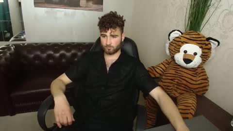 KyloEast online show from 04.23.26