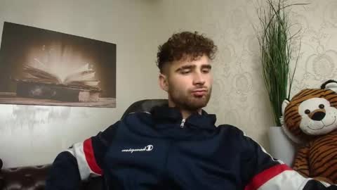 KyloEast online show from 05.01.26