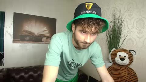 KyloEast online show from 05.12.26