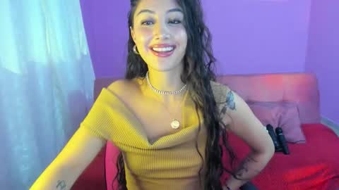 Kym Giraldo online show from 10.17.25