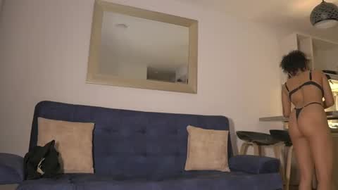 Snapshot of kyria__1 chatting on 02.27.25 schedule 300 pm - 1100pm colombia time online show from 02.27.25