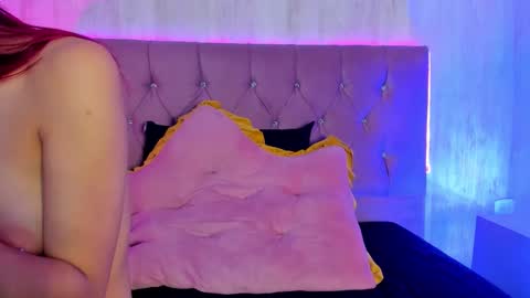 Snapshot of kytty_gatita chatting on 11.26.25 kytty_gatita online show from 11.26.25