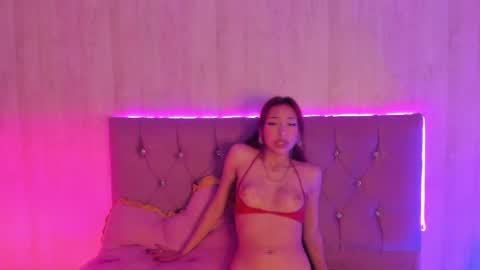 Snapshot of kytty_gatita chatting on 11.29.25 kytty_gatita online show from 11.29.25