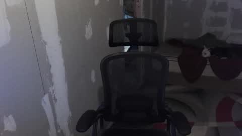 l1v1nth3dr3am online show from 09.14.25