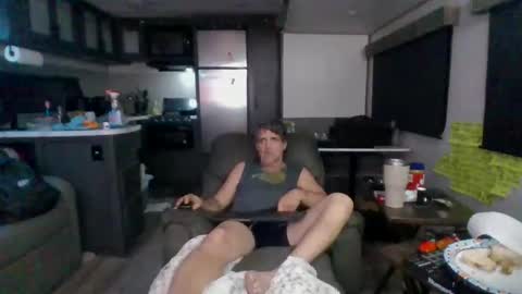 Snapshot of l8tniter chatting on 12.19.25 l8tniter online show from 12.19.25