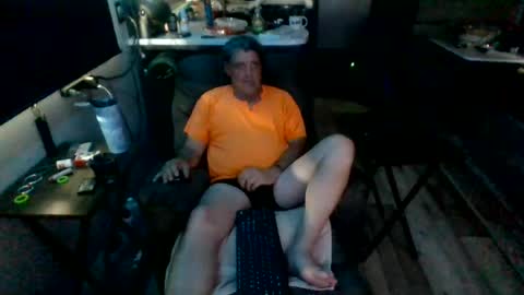 Snapshot of l8tniter chatting on 06.19.26 l8tniter online show from 06.19.26