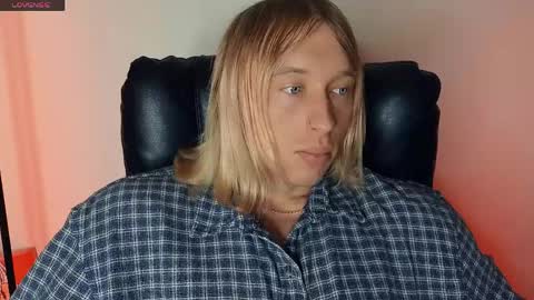 Snapshot of l_adonis_l chatting on 04.12.26 Adonis online show from 04.12.26