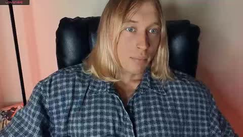 Snapshot of l_adonis_l chatting on 04.15.26 Adonis online show from 04.15.26