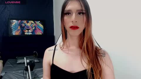 Snapshot of la_ratona_1 chatting on 02.27.25 AriSaray online show from 02.27.25