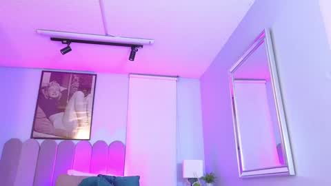 Cris  online show from 01.10.25