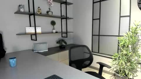 labrinthteasing online show from 10.19.25