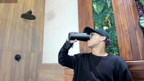 labrinthteasing online show from 02.17.26