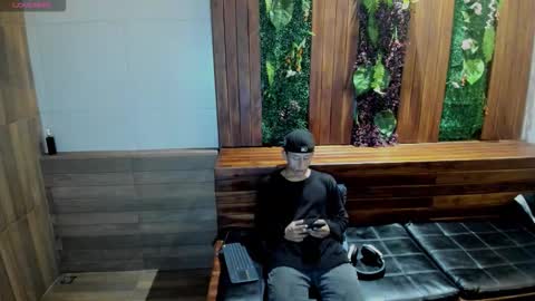 labrinthteasing online show from 03.14.26