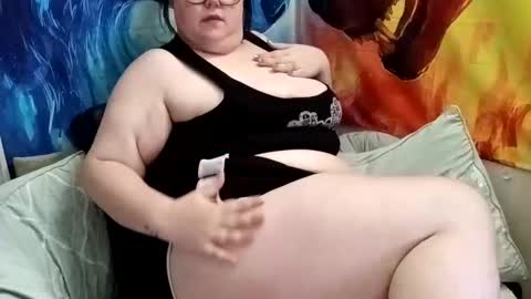 lacy_deville online show from 04.12.26