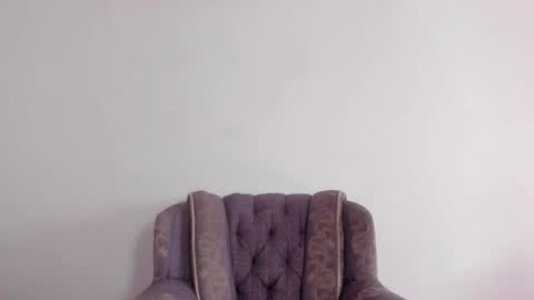 Akyra  online show from 09.16.25