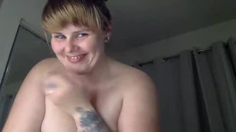 Snapshot of lady__j chatting on 12.05.24 Lady J online show from 12.05.24