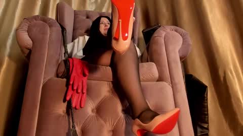 Snapshot of lady__leather chatting on 03.03.25 GoddessLeather online show from 03.03.25