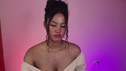 Karla - Instagram   lady karla1 online show from 02.18.25