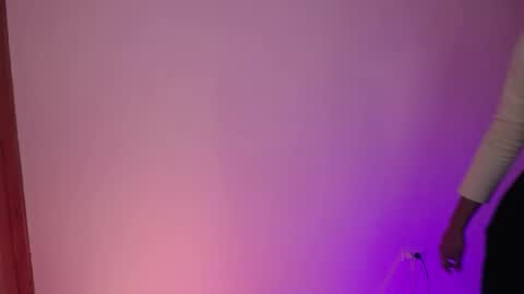 Karla - Instagram   lady karla1 online show from 02.18.25