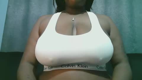 lady_dearra online show from 05.14.26