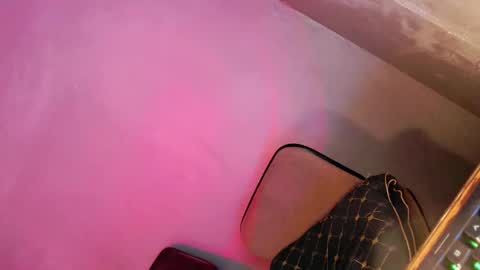 Ella online show from 05.13.26