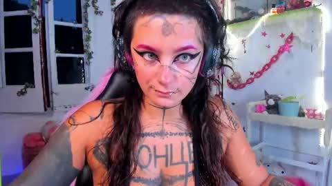 Snapshot of lady_sontse_ chatting on 07.29.26 Mia online show from 07.29.26