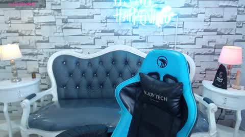 Snapshot of lady_violet_bridgerton_a chatting on 02.10.25 Lady Violet Bridgerton online show from 02.10.25