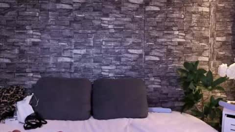 Jenny online show from 02.02.26