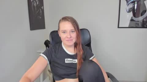 Snapshot of ladyalessa chatting on 07.07.26 ALESSA online show from 07.07.26