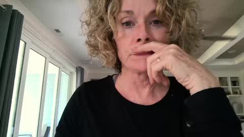 Snapshot of ladybabs chatting on 09.26.25 Ladybabs online show from 09.26.25