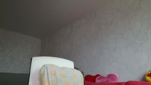 Snapshot of ladybigsmile chatting on 05.15.26 Sima Ladybigsmile online show from 05.15.26