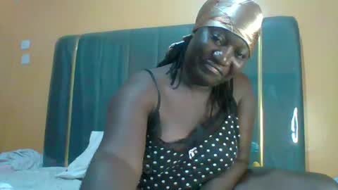 lindah32 online show from 06.30.26