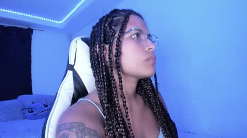  Lady  online show from 02.05.25