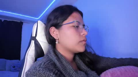  Lady  online show from 02.25.25