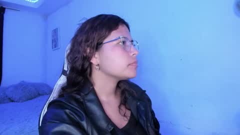  Lady  online show from 11.25.25