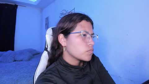  Lady  online show from 11.30.25