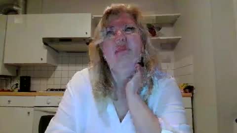 ladycharisma online show from 04.17.26