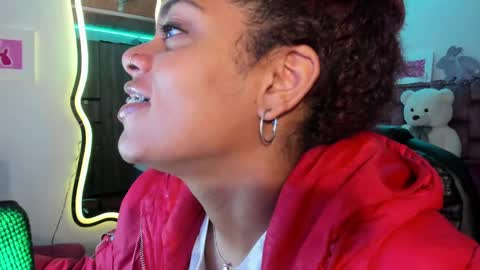 Snapshot of ladydanniela chatting on 02.23.25 leidy daniela online show from 02.23.25